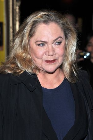 Kathleen Turner Photo