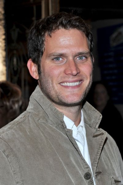 Steven Pasquale Photo