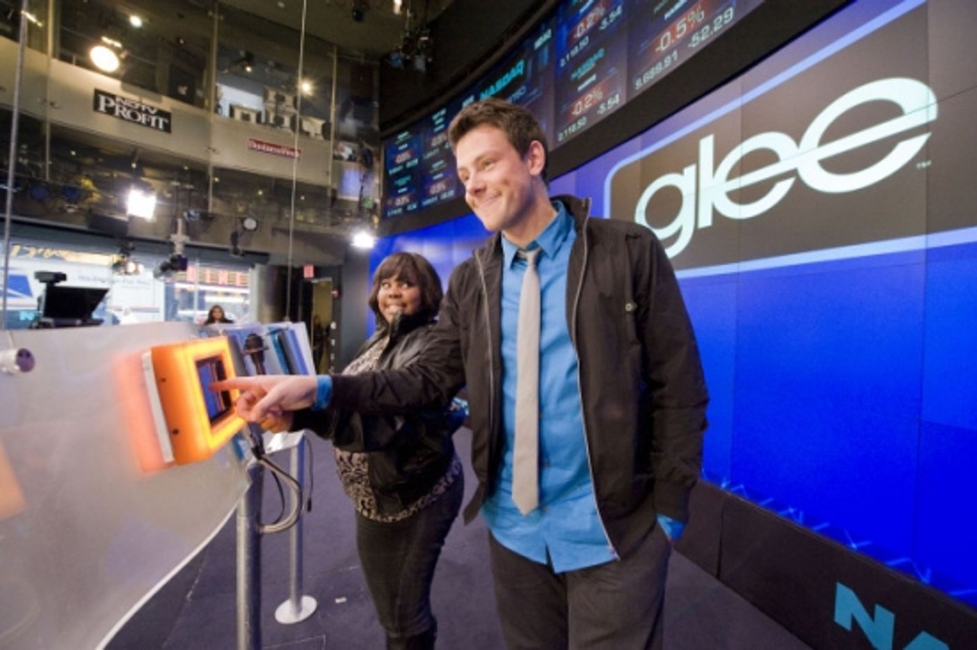 Photo Flash: GLEE Stars Amber Riley and Cory Monteith Ring the NASDAQ Closing Bell  Image