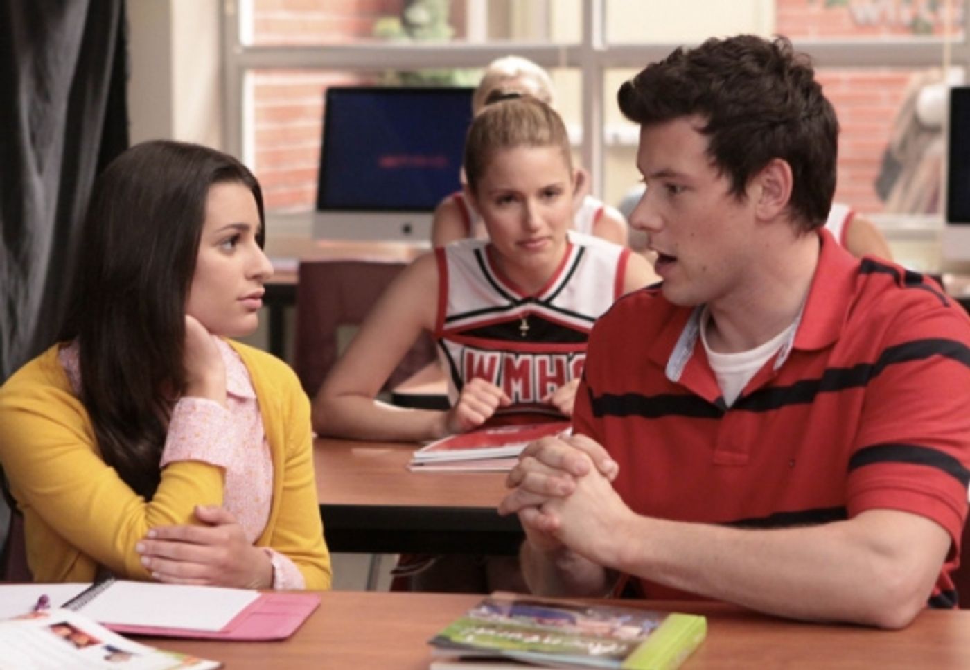 Photo Flash: GLEE - Upcoming Episode Sneak Peeks  Image