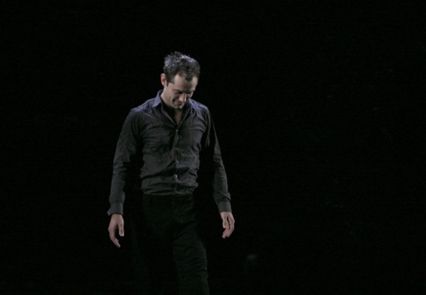 Photo Coverage: 'HAMLET' Starring Jude Law - Opening Night Curtain Call  Image