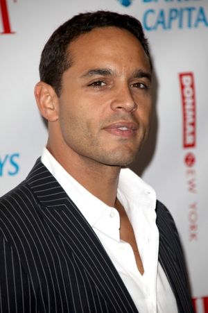 Daniel Sunjata Photo