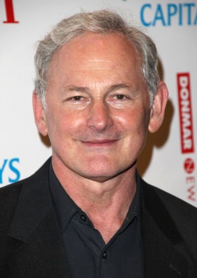 Victor Garber Photo
