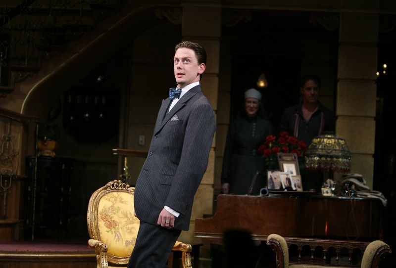 Photo Coverage: THE ROYAL FAMILY - Curtain Call — photo 7 of 45
