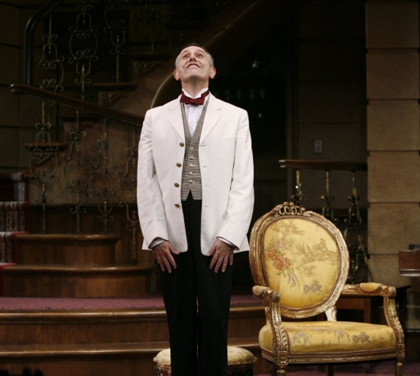 Photo Coverage: THE ROYAL FAMILY - Curtain Call  Image