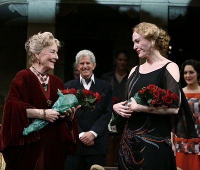 Rosemary Harris , Tony Roberts and Jan Maxwell Photo