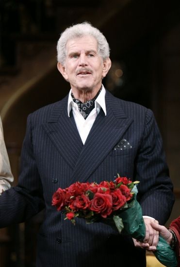 Photo Coverage: THE ROYAL FAMILY - Curtain Call — photo 41 of 45