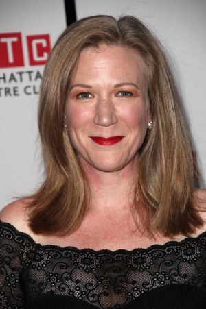 Beth Dixon @ BroadwayWorld Beth Dixon Photo