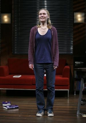 Julia Stiles @ BroadwayWorld Julia Stiles Photo