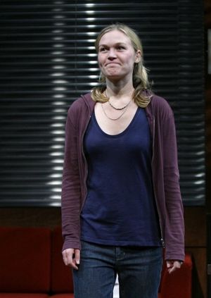 Julia Stiles @ BroadwayWorld Julia Stiles Photo