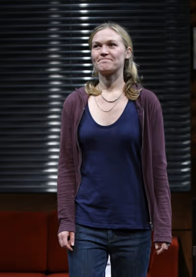 Julia Stiles Photo