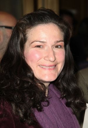 Ana Gasteyer Photo