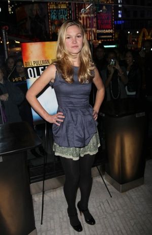 Julia Stiles Photo