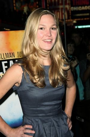 Julia Stiles Photo
