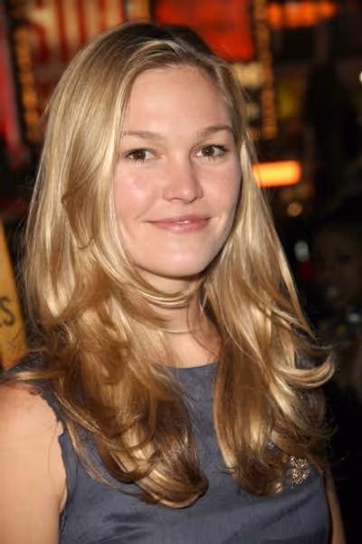 Julia Stiles Photo