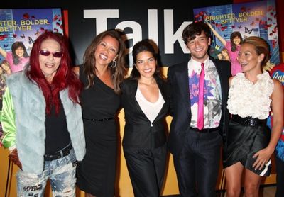 Patricia Field, Vanessa Williams, America Ferrera, Michael Urie and Becki Newton Photo