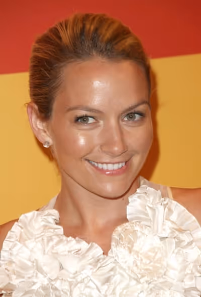Becki Newton  Photo