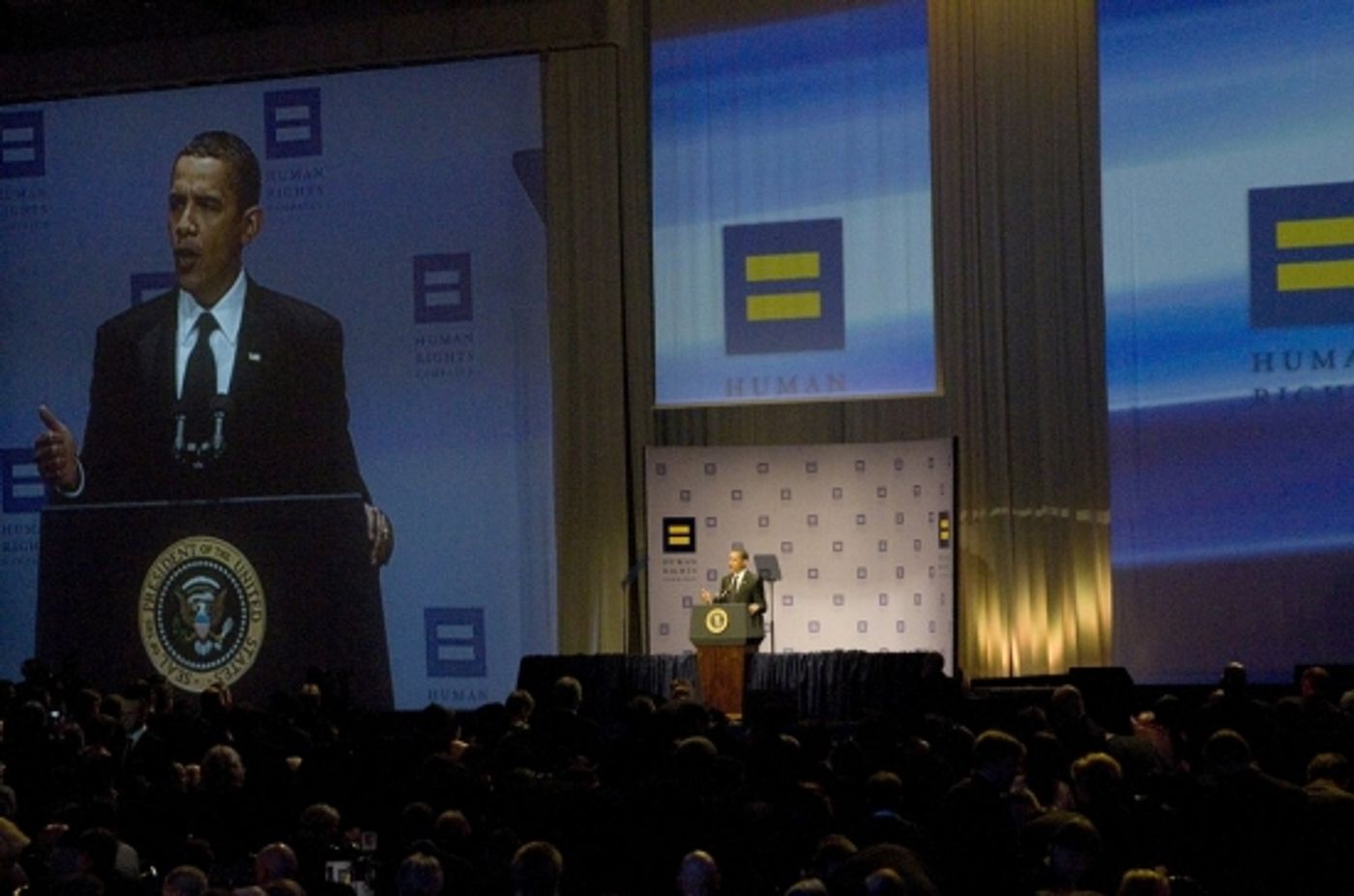 Photo Coverage: The Human Rights Campaign 13th Annual National Dinner  Image