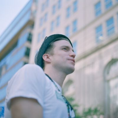 Gavin Creel Photo