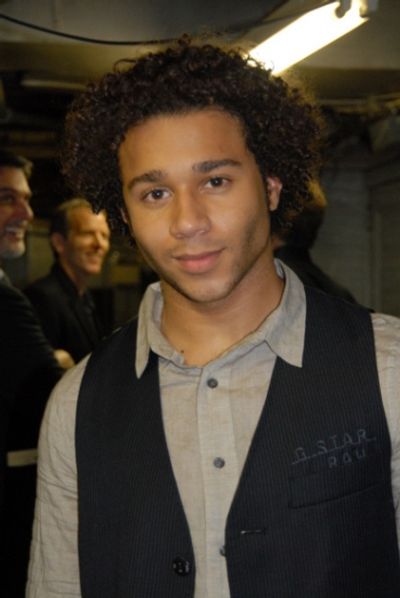 Corbin Bleu Photo