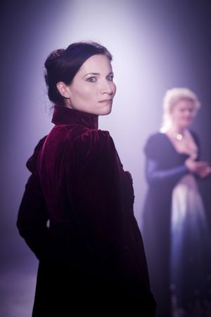 Kate Fleetwood Photo