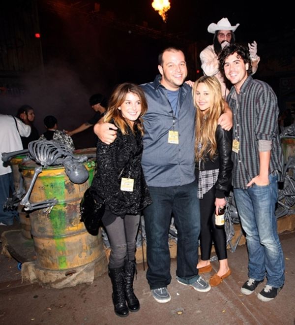 Shenae Grimes, Daniel Franzese, Amanda Bynes and Blake Lee  Photo