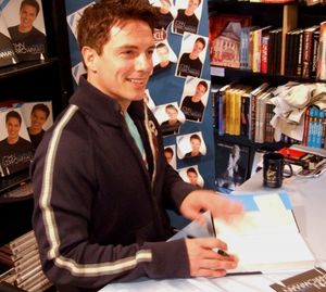 John Barrowman @ BroadwayWorld John Barrowman Photo