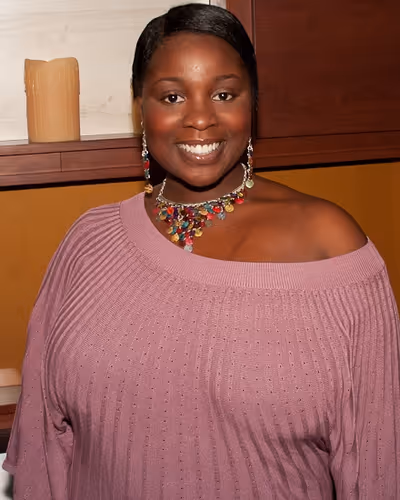 Danielle K. Thomas Photo