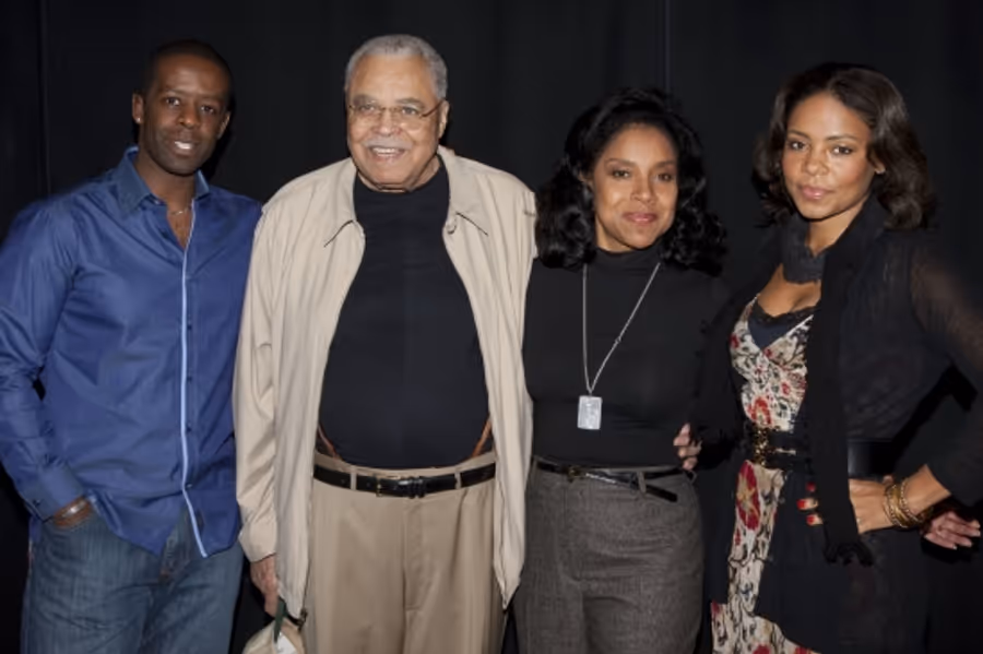 Photo Flash: First Rehearsals For CAT ON A HOT TIN ROOF Image