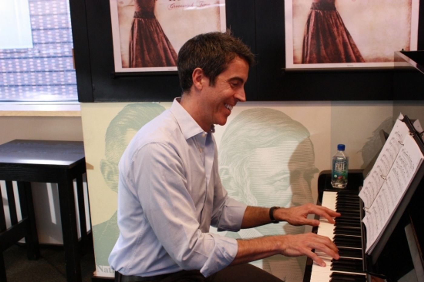 Photo Flash: Rebecca Luker Celebrates GREENWICH TIME at Barnes & Noble  Image