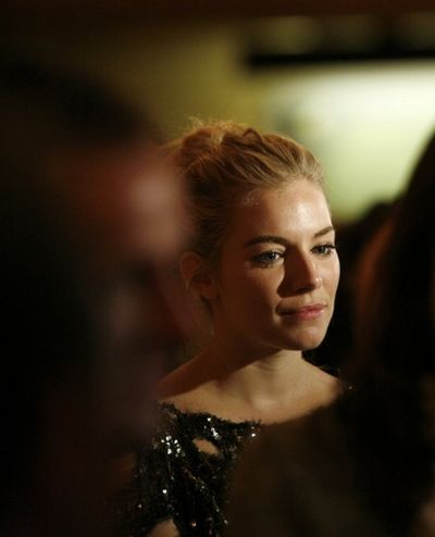  Sienna Miller Photo