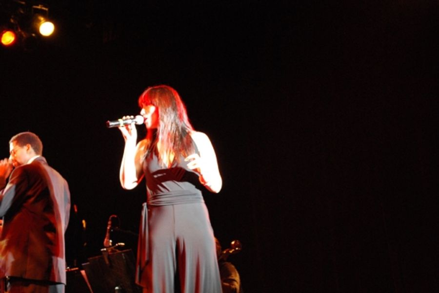 Photo Coverage: 2009 'BROADWAY WISHES' Benefit Concert in O.C. Image