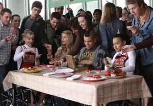 Heather Morris, Dianna Agron, Mark Salling and Naya Rivera Photo