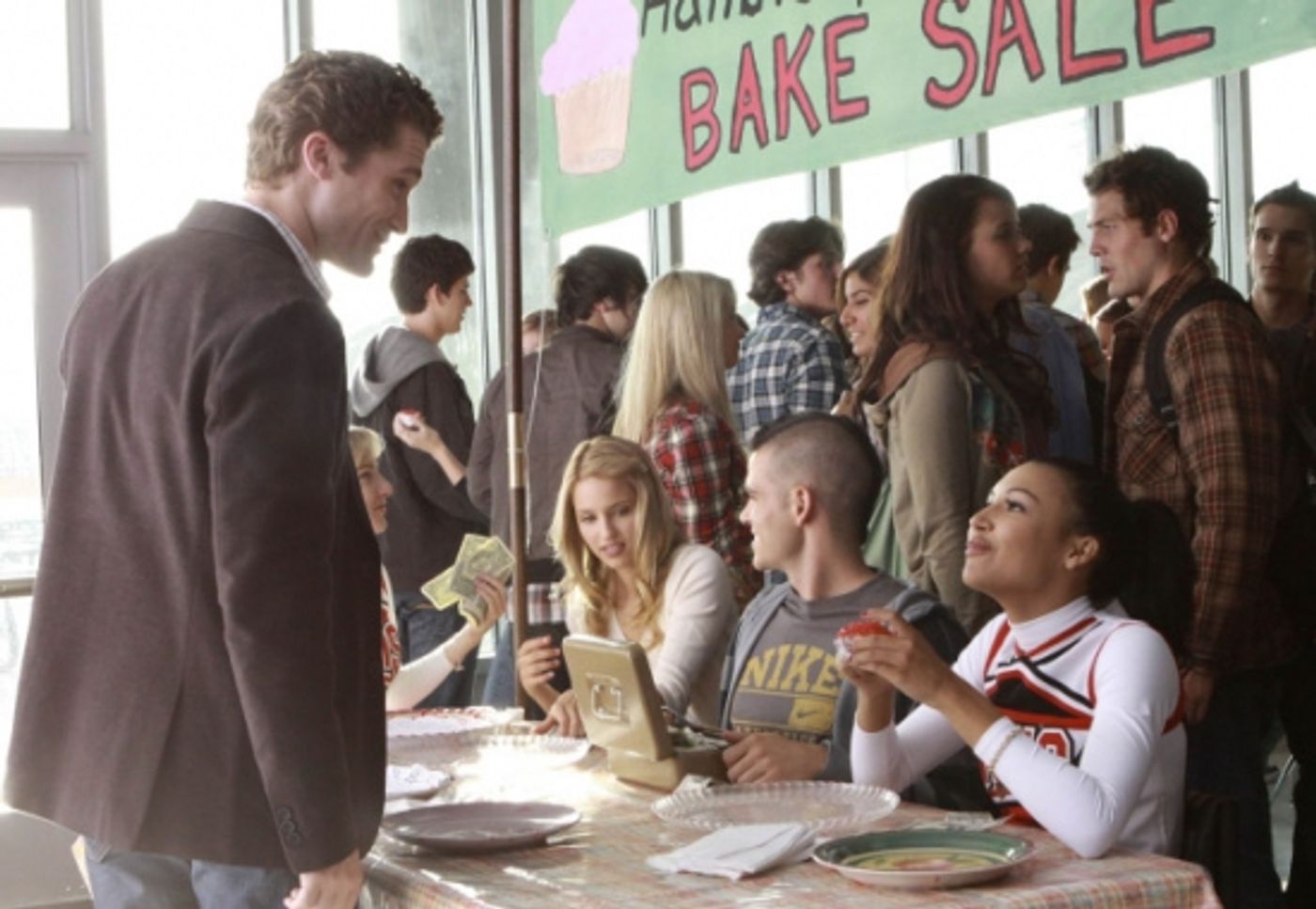 Photo Flash: GLEE - Episode Sneak Peek - 'Wheels'  Image