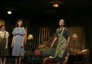 Gracie Bea Lawrence, Jessica Hecht and Laurie Metcalf @ BroadwayWorld Gracie Bea Lawrence, Jessica Hecht and Laurie Metcalf Photo