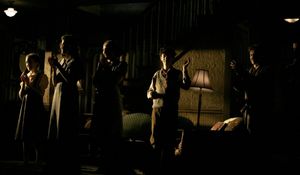 Gracie Bea Lawrence, Jessica Hecht, Laurie Metcalf, Noah Robbins and Dennis Boustikar Photo