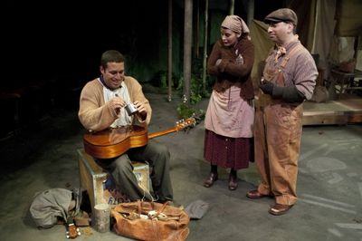 Carlos Alexis Cruz, Veronika Nunez and Enrique E. Andrade Photo