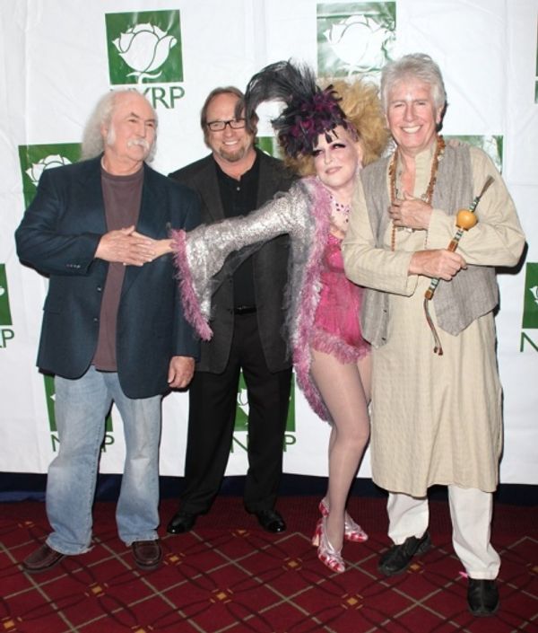 David Crosby, Stephen Stills, Bette Midler and Graham Nash Photo