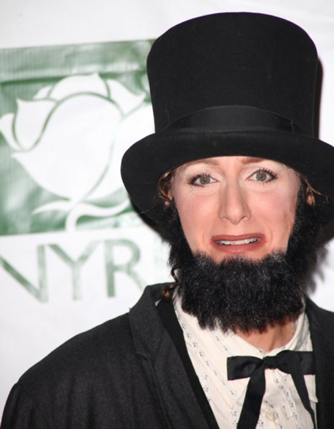 Photo Coverage: Bette Midler's HULAWEEN 2009 Benefit  Image