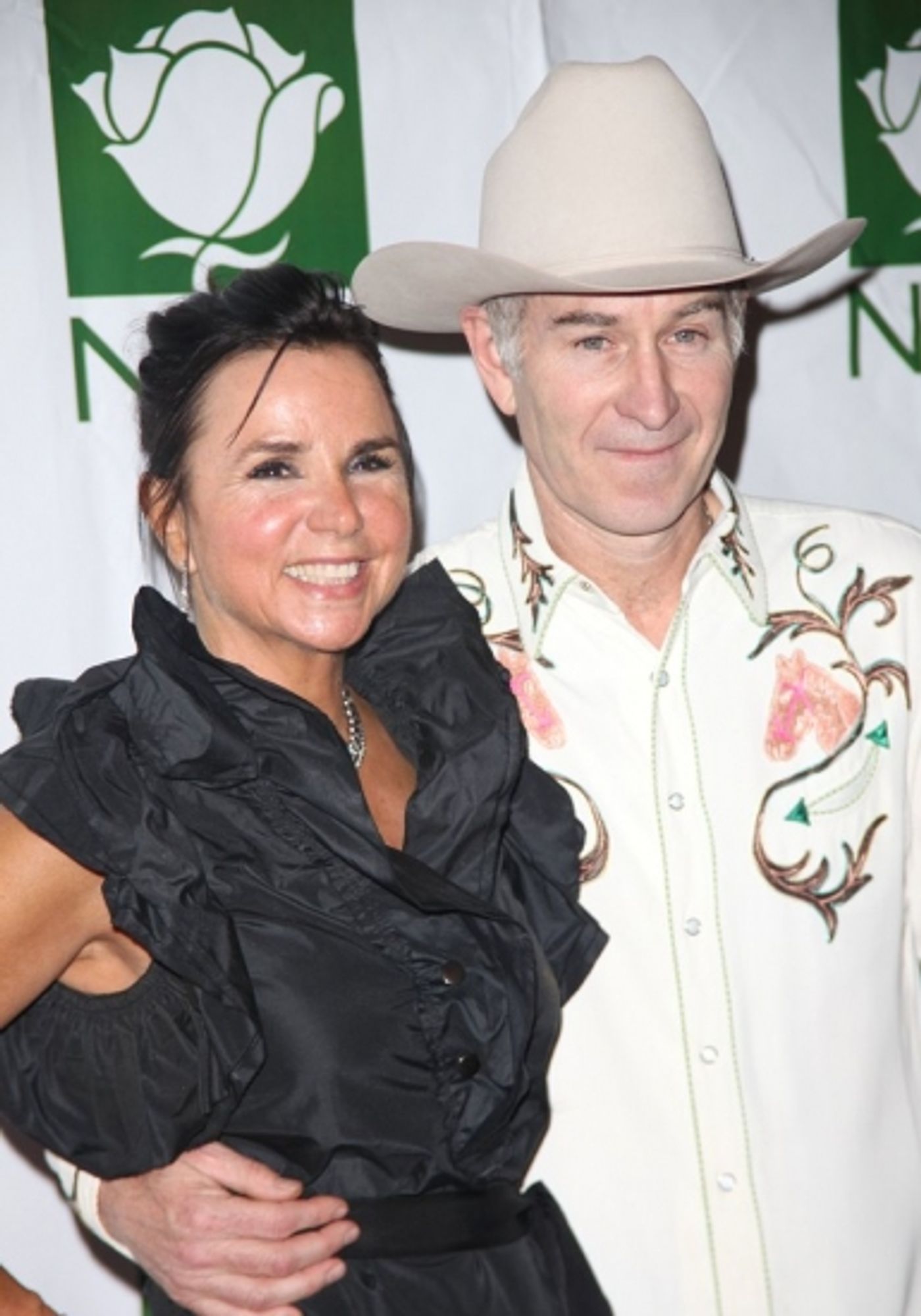 Photo Coverage: Bette Midler's HULAWEEN 2009 Benefit  Image