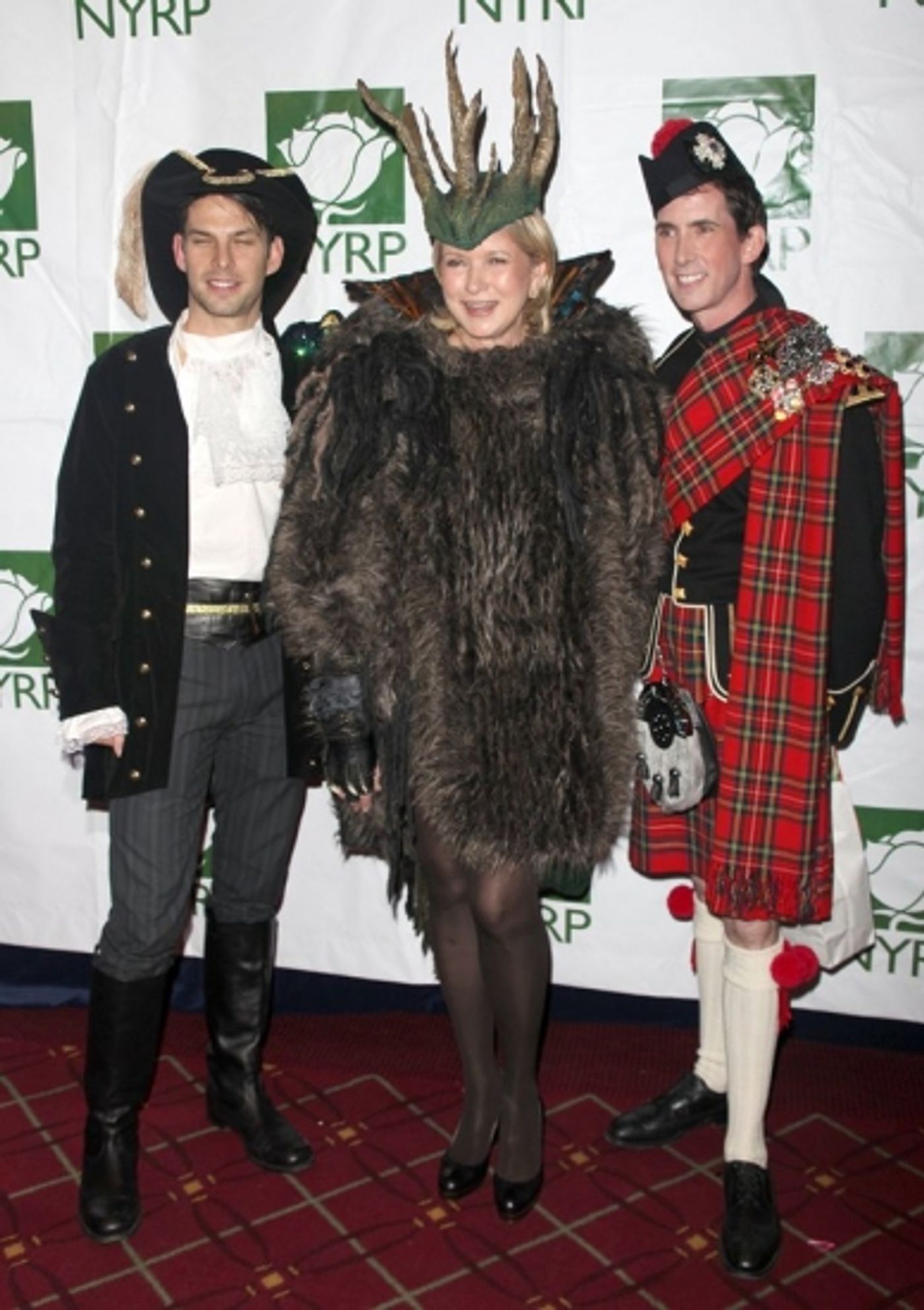 Photo Coverage: Bette Midler's HULAWEEN 2009 Benefit  Image