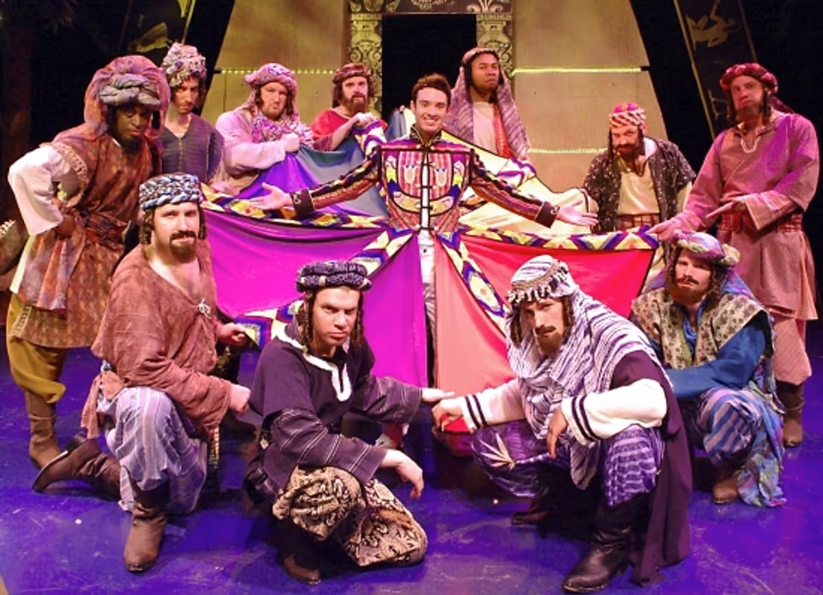 Rick Desloge and cast at 