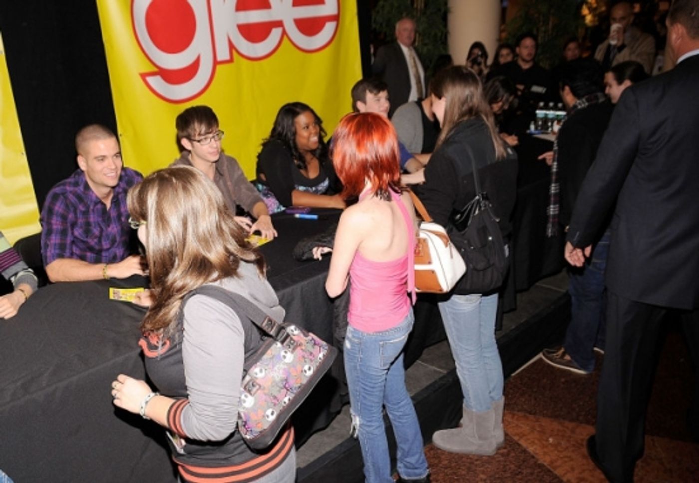 Photo Flash: GLEE Cast CD Signing at Garden City's Roosevelt Field Mall Photo Flash: GLEE Cast CD Signing at Garden City's Roosevelt Field Mall Image