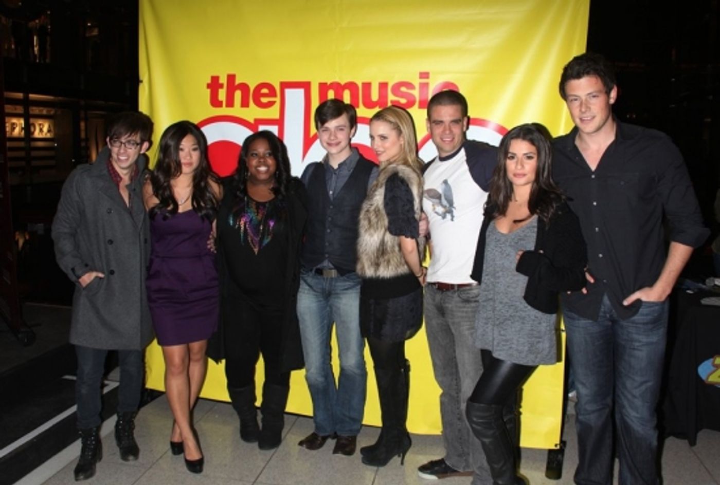 Photo Coverage: The Cast of Fox's GLEE Celebrate CD Release at Borders Columbus Circle  Image
