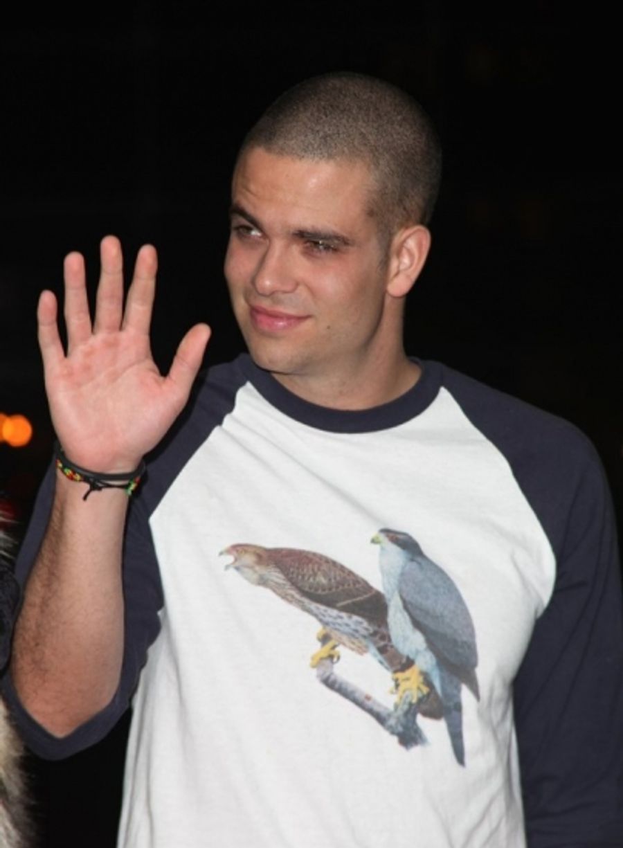 Photo Coverage: The Cast of Fox's GLEE Celebrate CD Release at Borders Columbus Circle Image