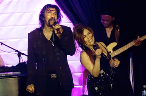 Ashford and Simpson Photo