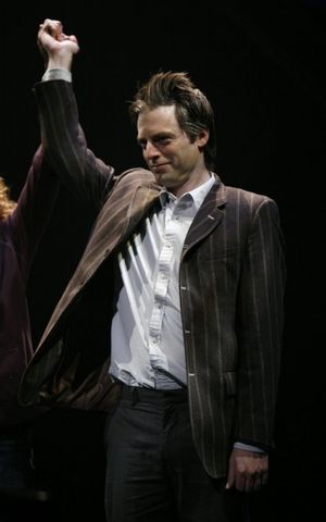 Justin Kirk
@ BroadwayWorld Justin Kirk
Photo