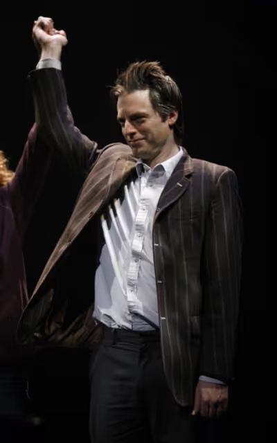 Justin Kirk
 Photo