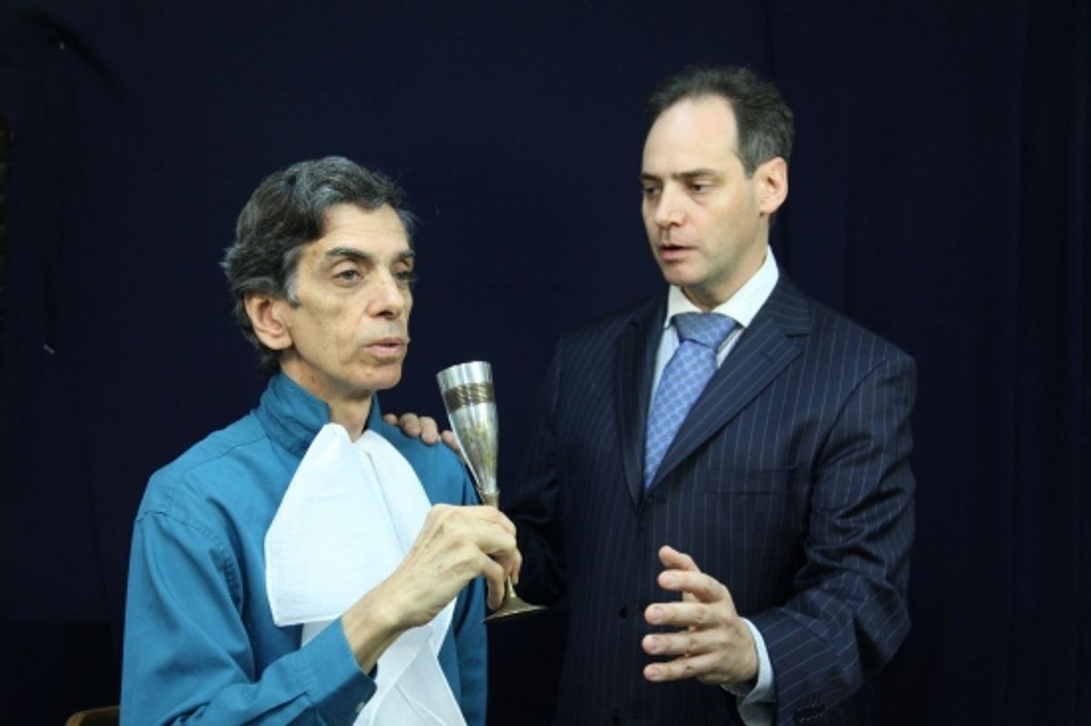 Luiz Simas as Mozart and Julian Henry Lowenfeld at 