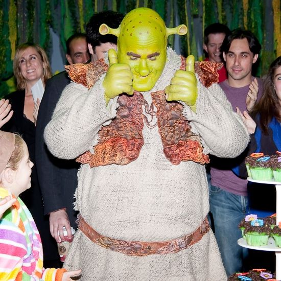 Photo Coverage: SHREK THE MUSICAL Celebrates One Year on Broadway and Bids Star Brian d'Arcy James Farewell — photo 15 of 18